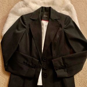 Black-Striped Women XOXO Blazer